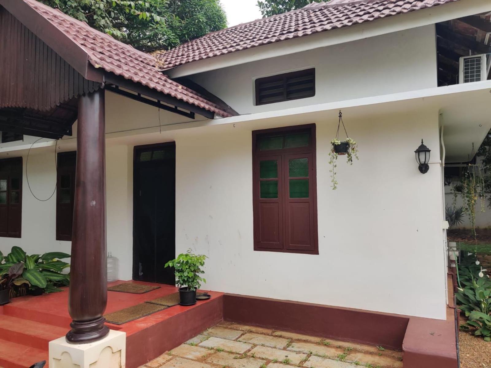 Lannister Inn Kochi Exterior foto